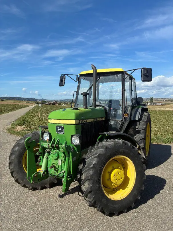 John Deere 2650HL