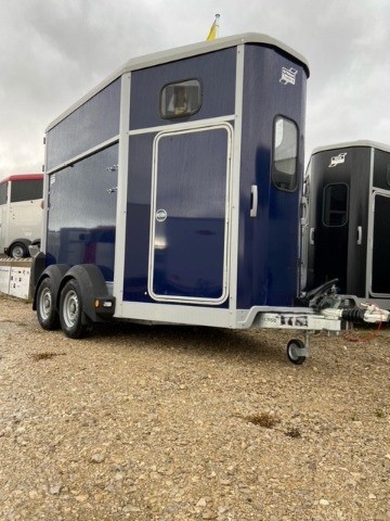 Van HB 506 Ifor Williams d'occasion