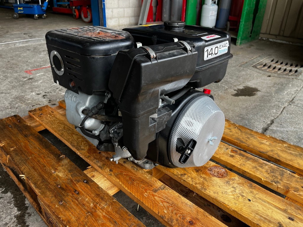 9671c069-166f-4018-9530-8cf71bd8a34a-11539 Rapid Motor Benzin Robin  14PS zu 505 (4).jpg