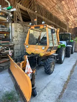 Traktor Deutz Intrac 2003, 40 km/h