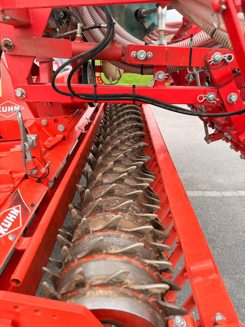 79692d1c-43ef-4a60-b372-043fa4ca023b-WhatsApp Image 2025-10-21 à 07.jpg