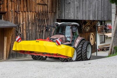 PÖTTINGER NOVACAT F 2700 Alpin