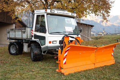 2004 Lindner unitrac 100 Perkins