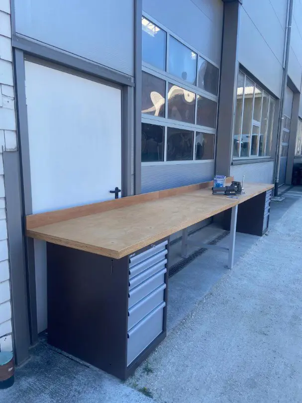 8e2032b4-f380-4b2c-9e90-7d95387ef0b4-werkbank 5m 10.jpg