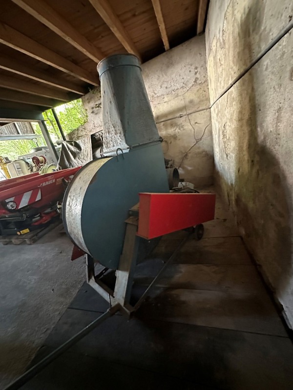 30b567e0-cb7e-4939-8c74-159cdfc02f1c-Heugebläse 4.jpg