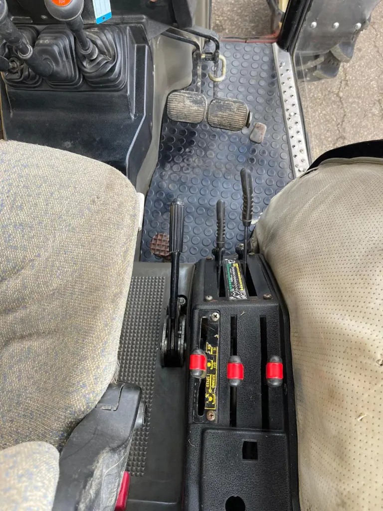 4d5329c6-5a52-4d63-91ae-d6f63ef4e9fe-WhatsApp Image 2026-02-16 at 10.jpg