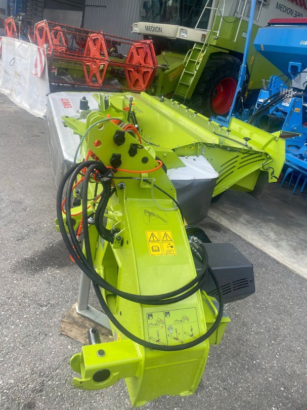 fcfbe470-3fb3-4785-b77c-e137633b1bd2-WhatsApp Image 2025-10-10 à 15.jpg