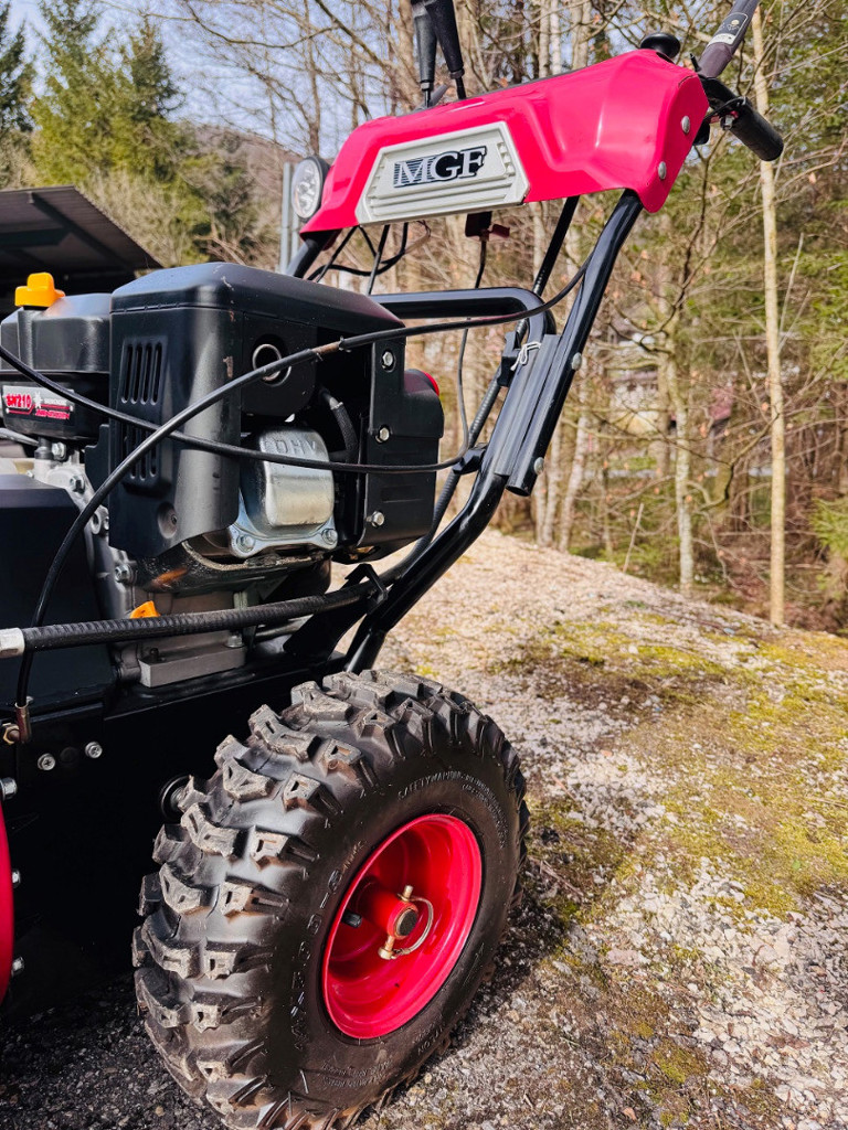 1aca6b54-be74-4993-9a4d-302fce61a957-MGF 7067 (4).jpg