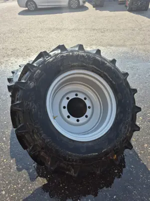 Komplettrad 380/85R24, 14.9R24