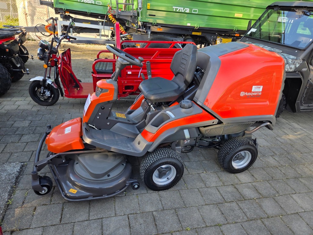 Husqvarna Rider 320 AWD