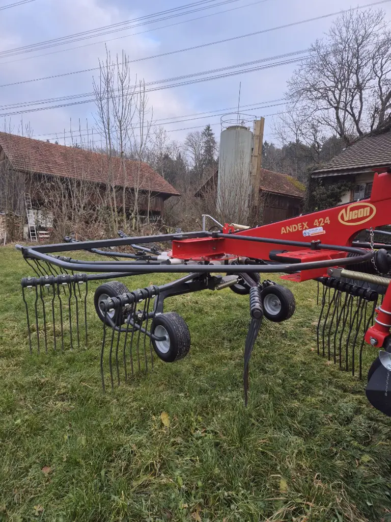 Kreiselschwader Vicon Andex 424