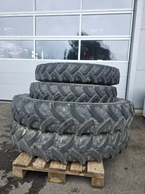 Kleber 210/95R32 et 270/95R44