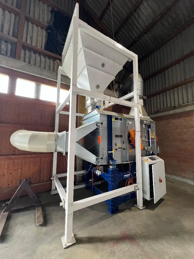 f2fb4520-f325-4b07-84a8-98d5133c0882-PETKUS DF 12_Trocker_3.jpg