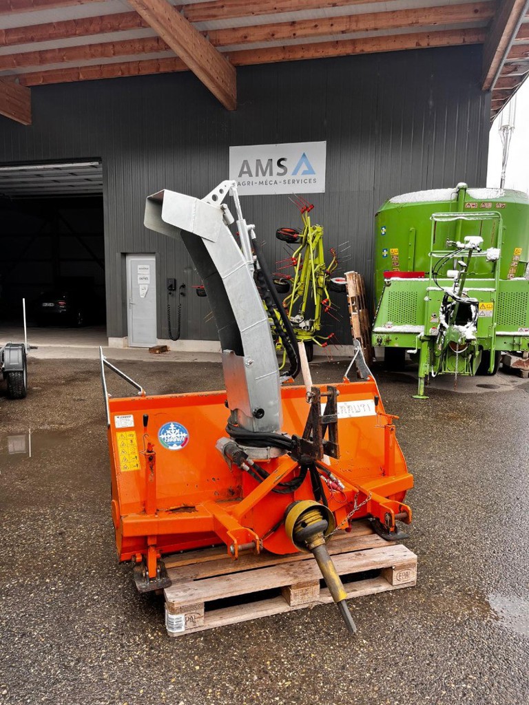 074c06e8-3434-45ba-9783-c1ddda3df119-WhatsApp Image 2025-11-25 à 07.jpg