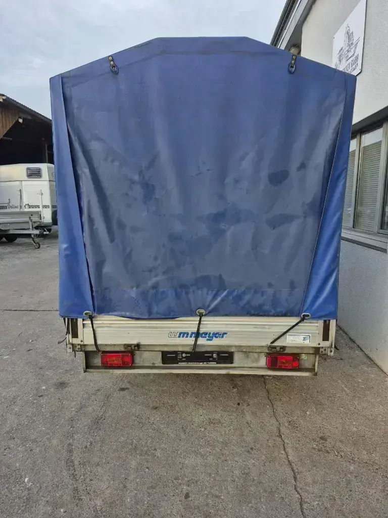 1390f630-06d6-4b03-b028-0d55ea7b8bdc-Anhänger Hochlader WM Meyer HLC mit Blache_Planenaufbau LMB Maschinen GmbH 3.jpg