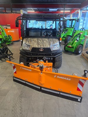 Schneepflug SAMASZ - KUBOTA V-Pflug zu RTV-X1110