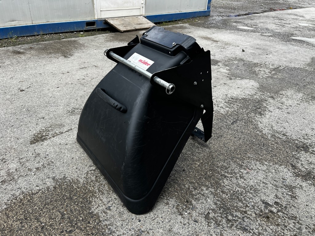 cf51cc21-3ea1-40e6-b6c8-2a2d39e8a041-35435 Cub Cadet Deflektor (1).png