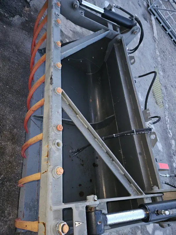 Greifschaufel 2m B&L L90