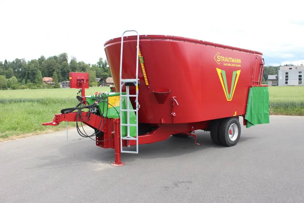Futtermischwagen Strautmann Verti-Mix 2401