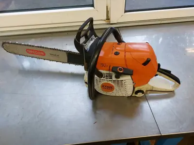 Tronçonneuse Stihl