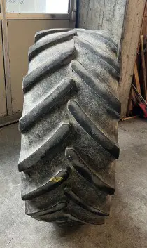 Reifen Michelin 480/65R28 136D