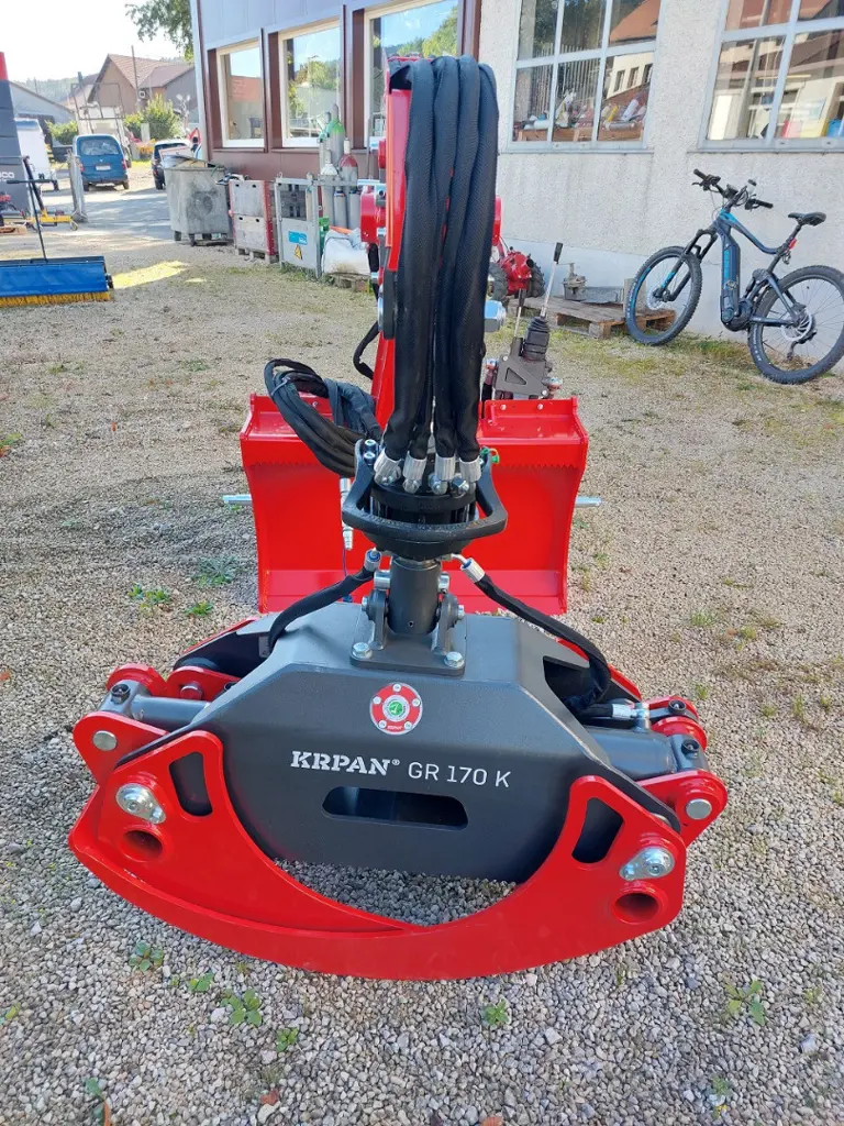 be8130d3-3ee5-4e16-a348-ed95f268ed76-KRPAN Grappin  (4).jpg