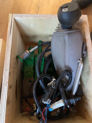 John Deere BL16284 M-ICV Mittelachssteuerventil