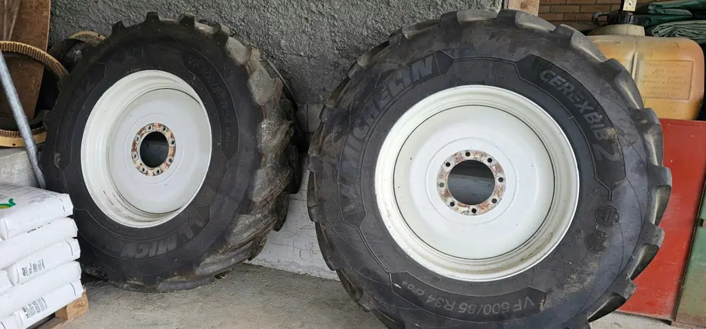 Komplettrad mit VF500/85 R34 Michelin Cerexbib
