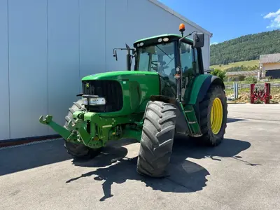 John Deere 6920