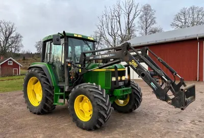 John Deere 6310 Traktor