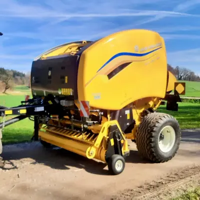 Rundballenpresse New Holland ROLL-BELT 150