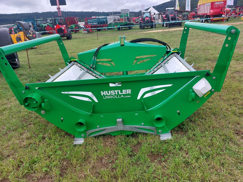 7b3fc05e-b86a-4c5e-a32d-3c97f3a27b72-Hustler 104 (2).jpg