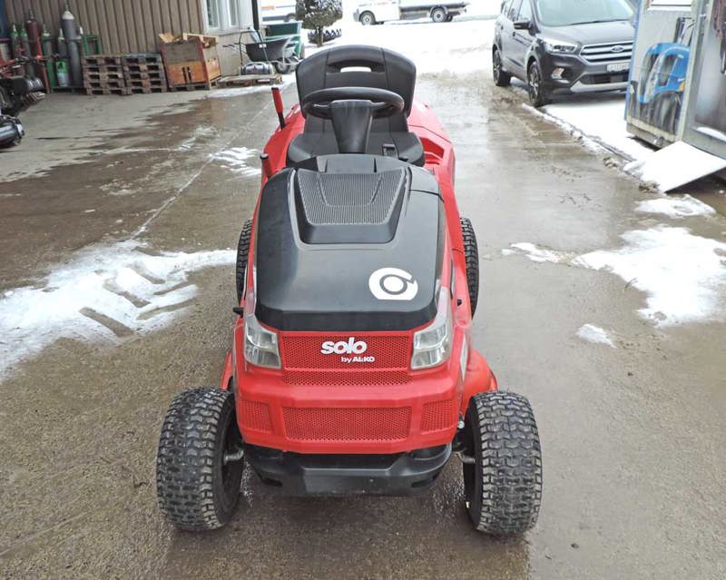 c5f56091-21a0-403c-a4ba-602c310d217b-30893-Solo-Rasentraktor-T16-95-(2).jpg