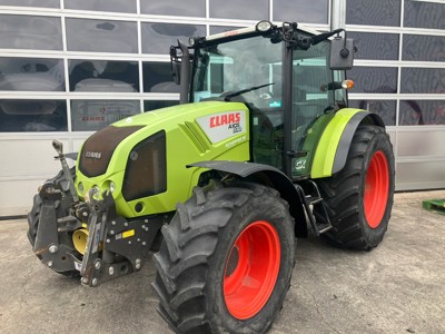 Traktor Claas Axos 330