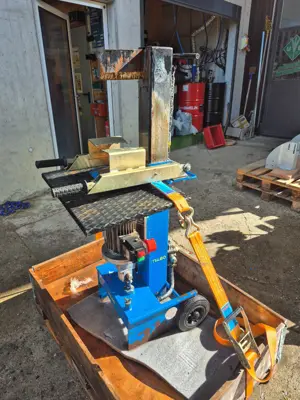 Holzspalter MABO 6 to