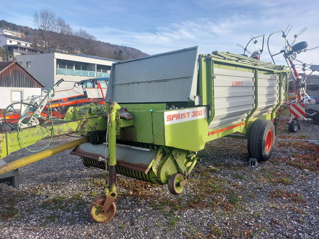 88db5bd7-7502-4419-90d7-acb6ebd6a24f-Claas 300 Jeannerat  (5).jpg