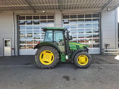 John Deere 5100R
