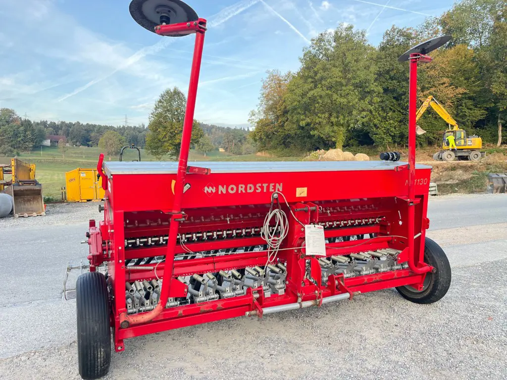 bf371a19-0b8f-4160-84e9-85b167461e53-37027 Kongskilde Sämaschine Drill Nordsten NS 1130 (3).jpg