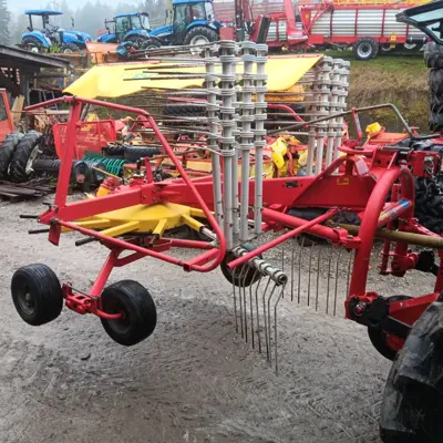 Kreiselschwader Pöttinger Eurotop 421N