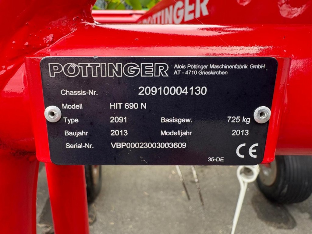fc470c6b-85a1-42e9-a823-f318122dd167-Pöttinger HIT 690 N typensch Albir.jpg