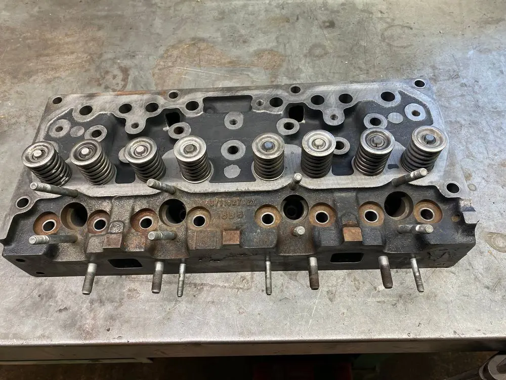 a35cd473-69a7-4b28-99f1-0a53ef8c05d8-perkins-zylinderkopf-42032-revidiert-im-austausch.jpg