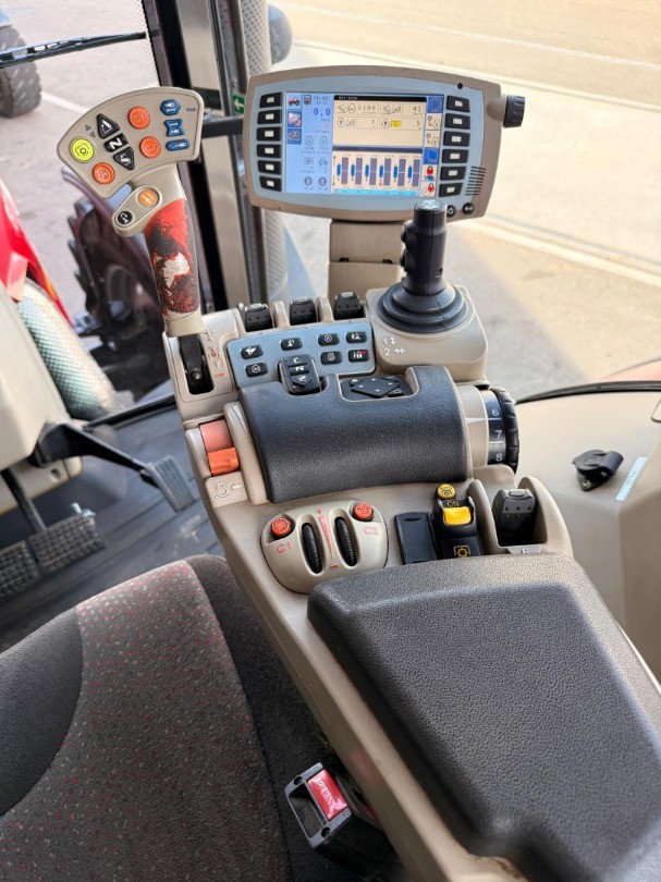 260710a6-6f26-41bb-a883-6d2663981417-WhatsApp Image 2025-10-29 at 14.40.27 (10).jpg