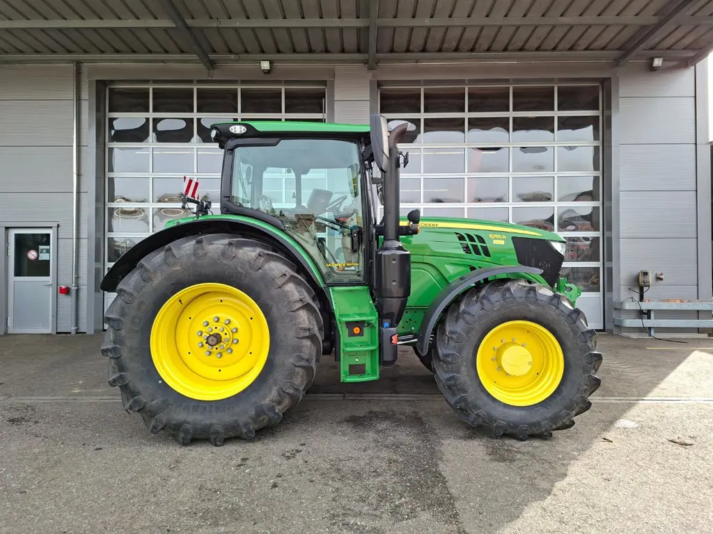 John Deere 6155R