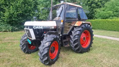 Traktor CASE David Brown 1394