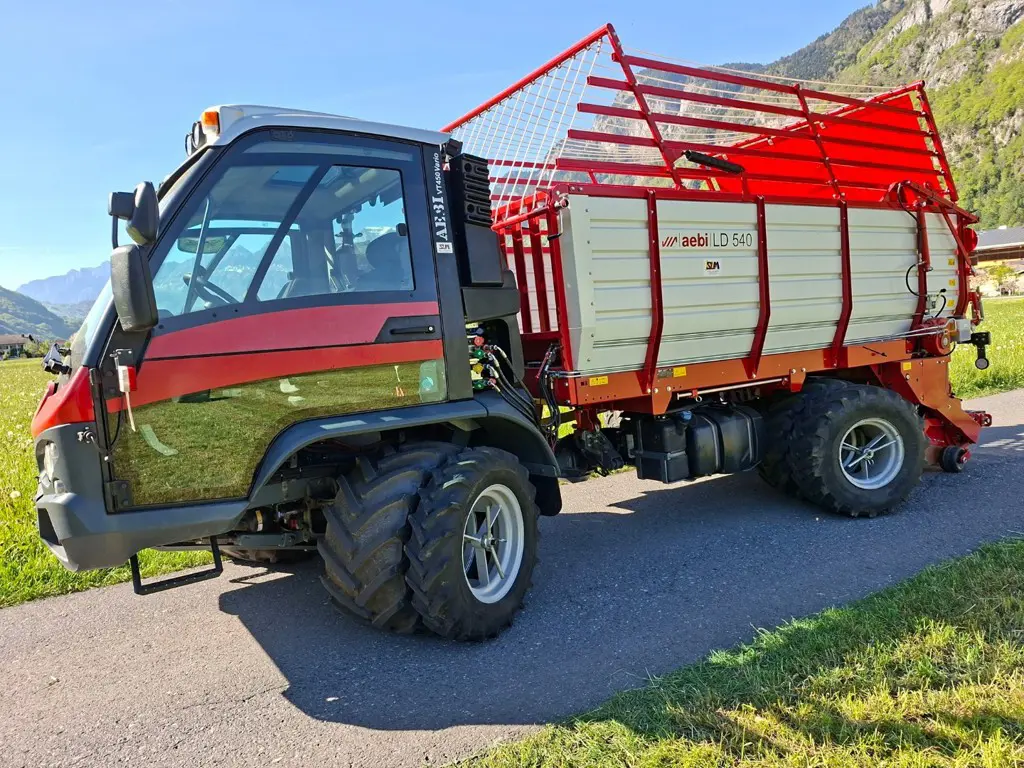 7148ecbe-c427-465f-a39c-139da97d75ff-Ld und TP.jpg
