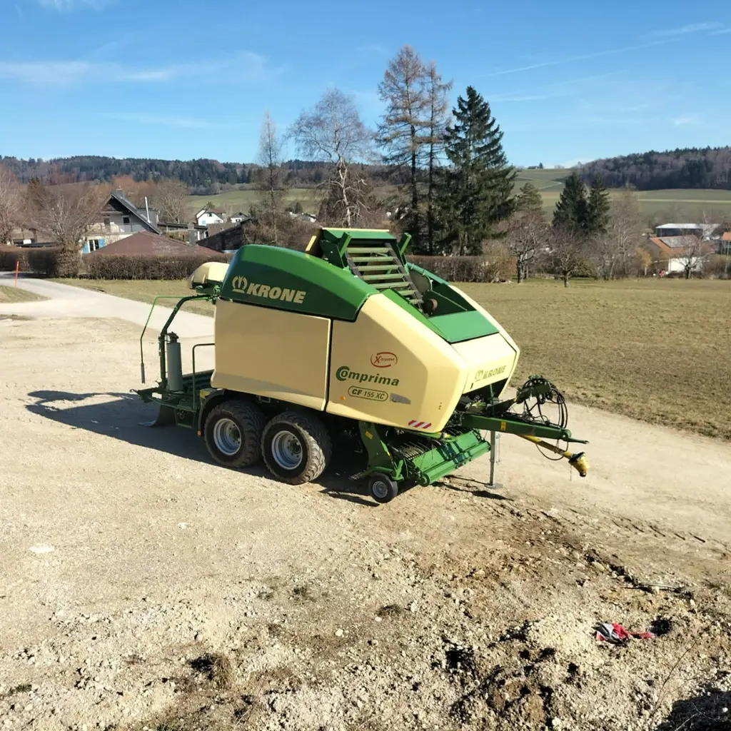 3c5f97a1-8331-492e-885a-757bdf5d8283-Krone Jolidon  (3).jpg