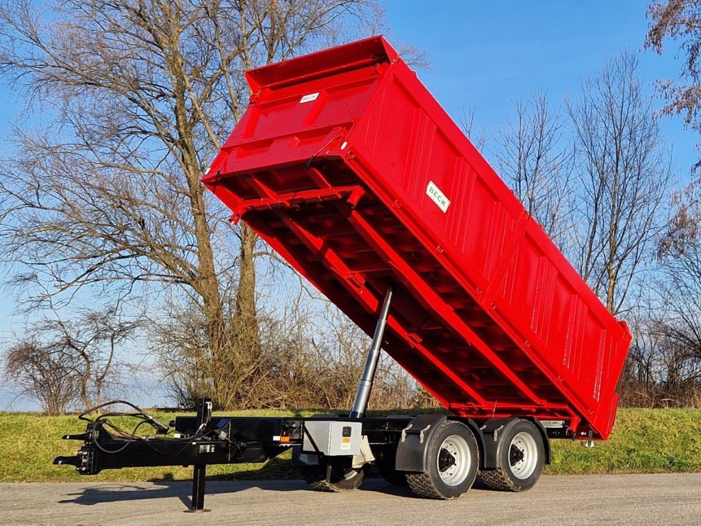 efab700a-c620-462f-955b-42fc589c7a30-WhatsApp Image 2025-12-10 at 16.jpg