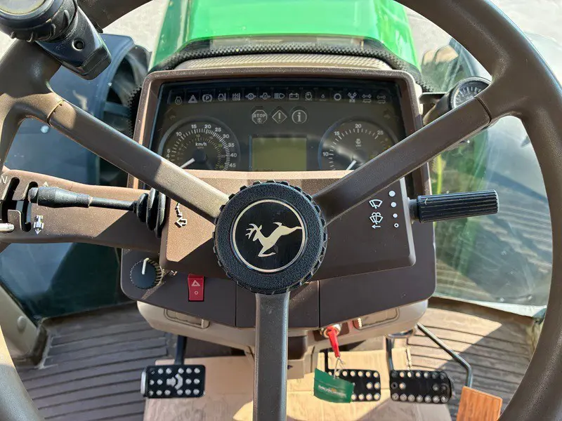 13db86dd-ce17-4c3a-83b1-08fe72c6efa9-John deere 6920 S 9.jpg