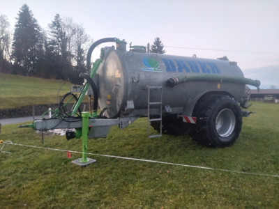 Güllefass Bauer V80