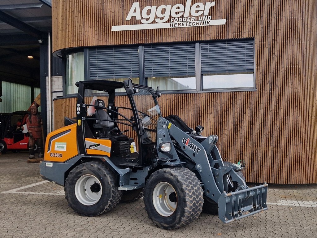 Giant Radlader / Knicklader G3500-Z